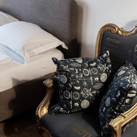 Stay Cooper L Goethe Guesthouse โบลซาโน ภายนอก รูปภาพ